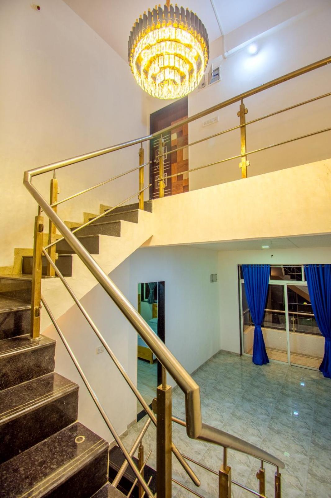 Empyrean Stay Ll 6Bhk Ll Royal Bramha Palace Ll Pvt Pool Ll Lonavala Exterior foto