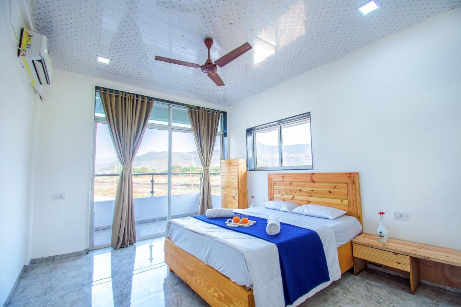 Empyrean Stay Ll 6Bhk Ll Royal Bramha Palace Ll Pvt Pool Ll Lonavala Exterior foto